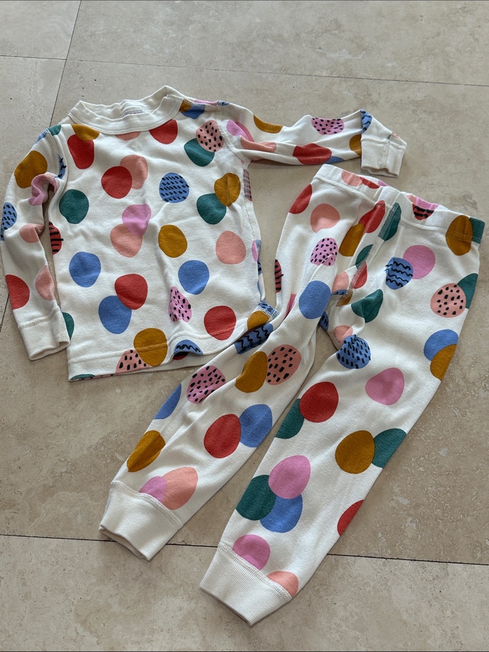 Hanna Andersson White Pajama Set with Multicolor Polka Dots